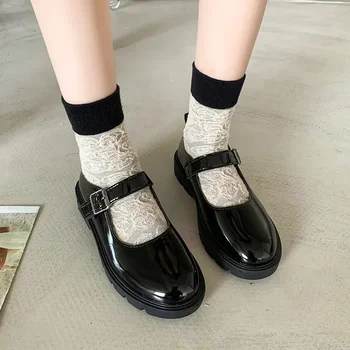 Topuklu ayakkabılar Kadınlar için 2024 Yeni Düz Renk Pompaları kadın Lolita Mary Janes Ayakkabı Toka Ayakkabı Kadın Yuvarlak Ayak Pompaları Zapatillas