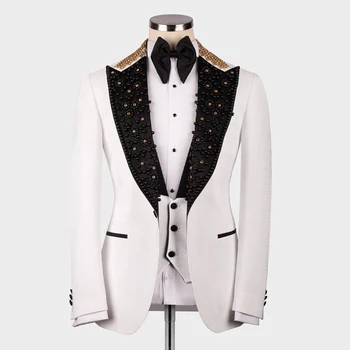 Erkek arkadaşı Takım Elbise Düğün İçin Slim Fit Damat Giyim Smokin Tailore Siyah / Altın Boncuklu Yaka Beyaz Blazer Resmi Erkek Balo Elbise